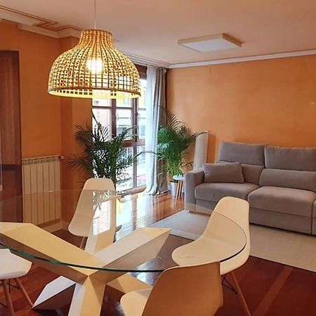 Centrico Apto Cangas De Onis, Cerca Puente Romanoアパートメント エクステリア 写真